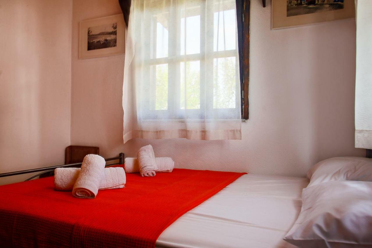 Villa Achilleas Nea Kallikrateia Exteriör bild