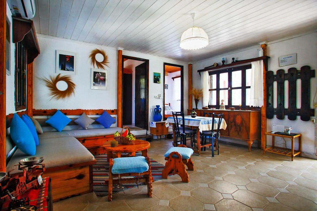 Villa Achilleas Nea Kallikrateia Exteriör bild